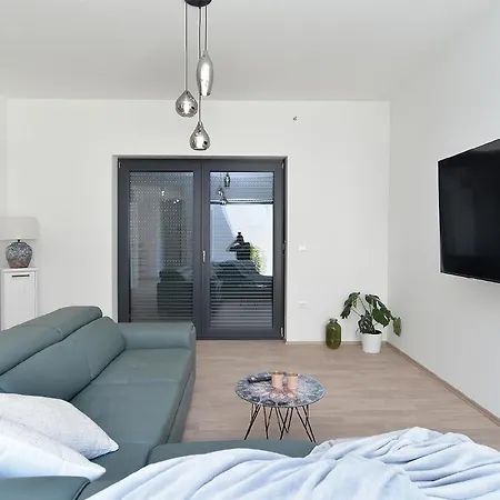 Ferienhaus Mit Privatpool Fur 4 Personen Ca 115 Qm In Vintijan, Istrien Istrische Riviera Holiday home *