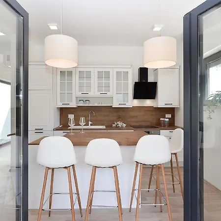 Ferienhaus Mit Privatpool Fur 4 Personen Ca 115 Qm In Vintijan, Istrien Istrische Riviera Holiday home *