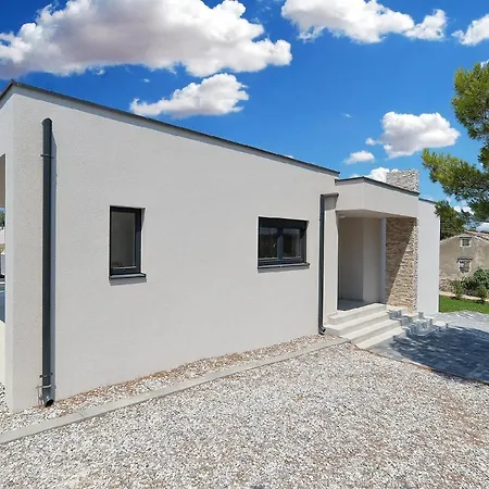 Holiday home Ferienhaus Mit Privatpool Fur 4 Personen Ca 115 Qm In Vintijan, Istrien Istrische Riviera *